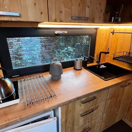 Апартаменты Tiny House Baraczek Brno-Jundrov, Ulice Veslarska Экстерьер фото